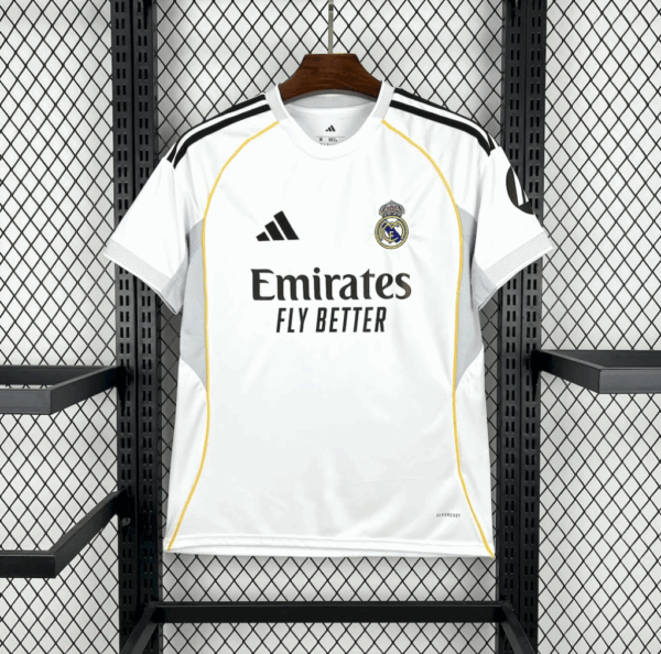 Captura de pantalla 2025-11-21 074119 Jersey Real Madrid C.F